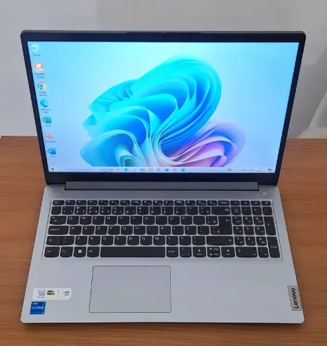 Notebook lenovo Ideapad (i3 12ge 8gb ddr4 ssd 256gb) novinho