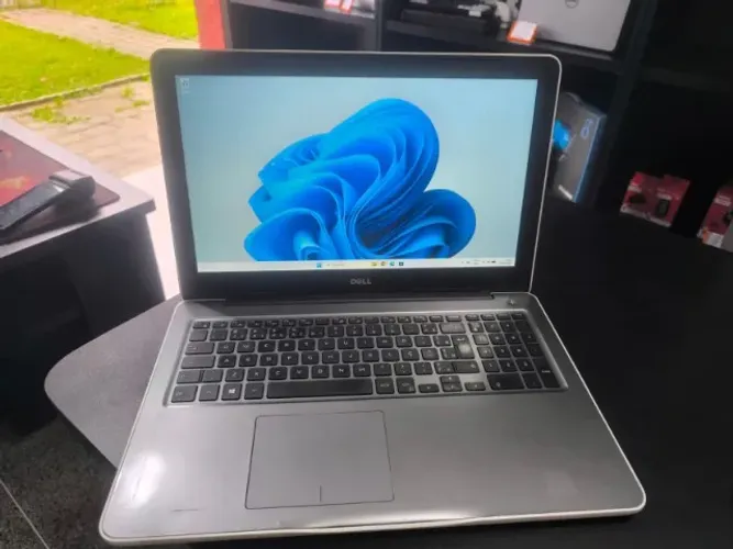 Notebook Dell Inspiron 5567- i7-7a - 12gb ram - SSD 480gb- R$1.600,00
