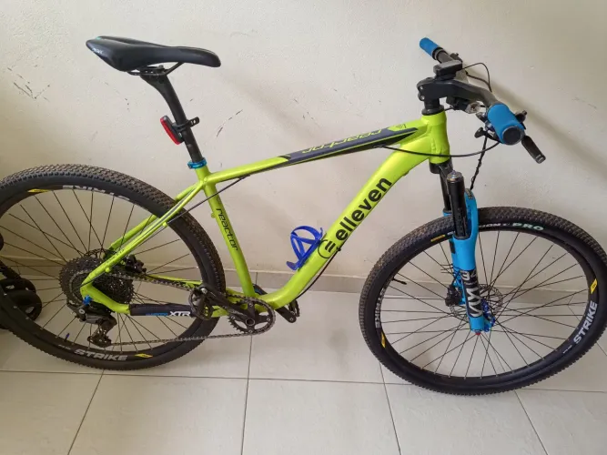 Bicicleta MTB