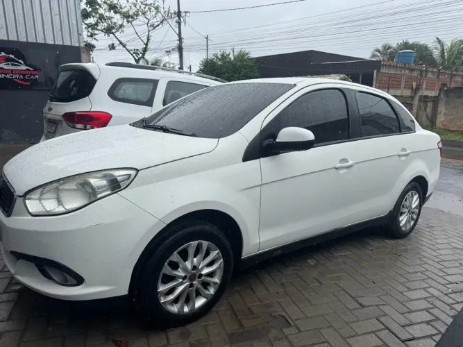 Fiat Grand Siena Attrac. 1.4 EVO F.flex 8V 2018