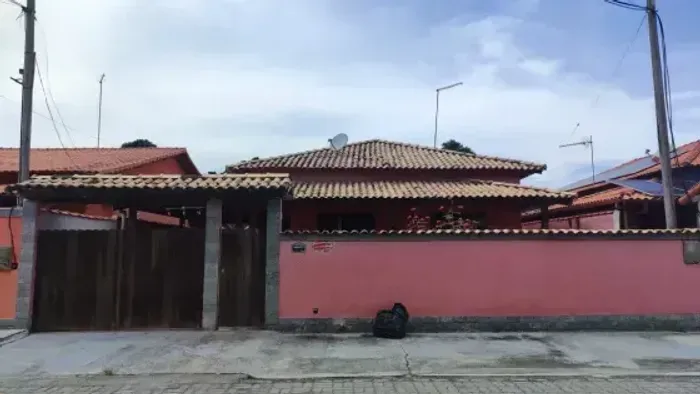 Casa com 3 quartos á venda em Itapeba - Maricá - RJ