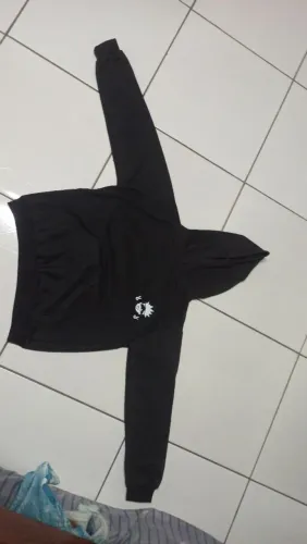 Moletom preto Gojo