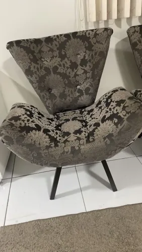 Poltronas pra vender logo 250 as duas 