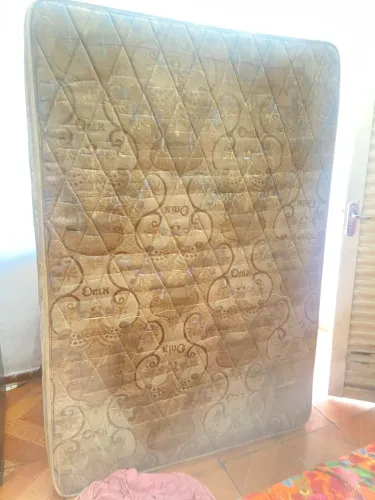 Colchão casal ônix mola vender logo