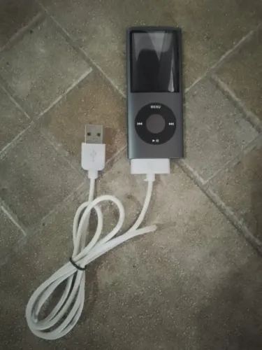 iPod A1285 com 8GB
