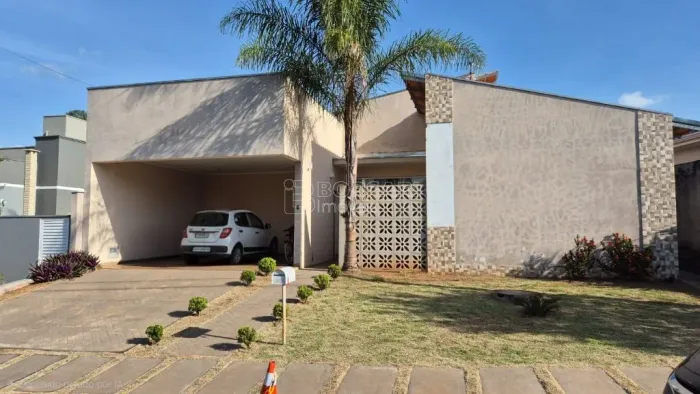 Venda de Casas / Condomínio na cidade de Araraquara