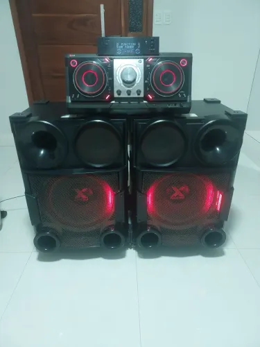 Mini system LG 9730, 2.500W de potência