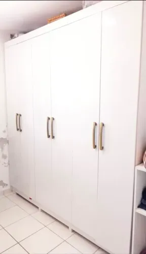 Guarda Roupa 6 portas