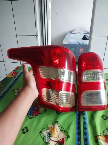 Farol L200 triton Sport