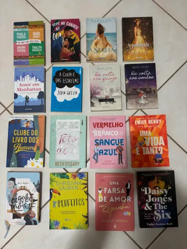 Livros de romance - preço dependo do livro