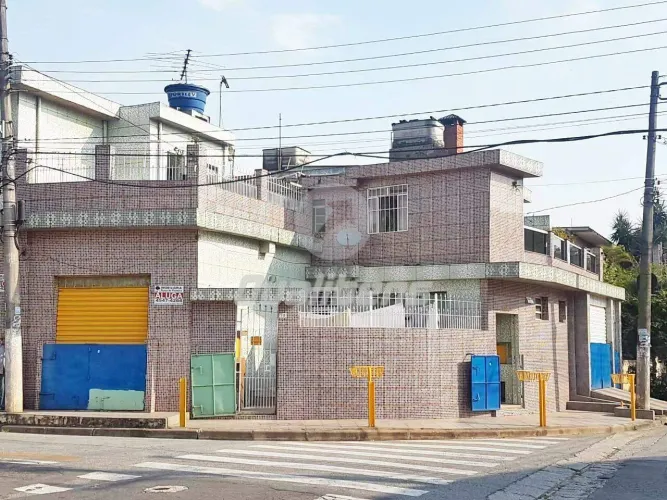 Sobrado em Vila Santa Cecília