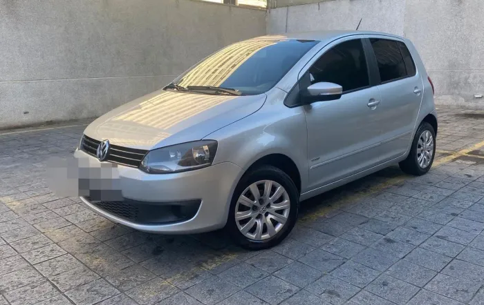 Volkswagen Fox 1.6 MI Total Flex 8V 5P 2013