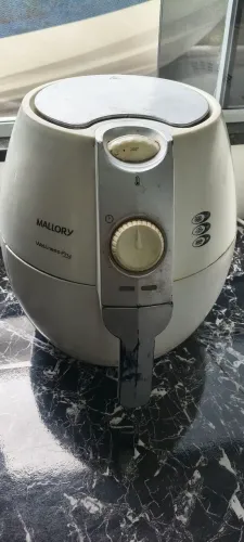 Fritadeira Elétrica Air Fryer Mallory Wellness Fry 110v (Usada)<br><br>Descrição<br>