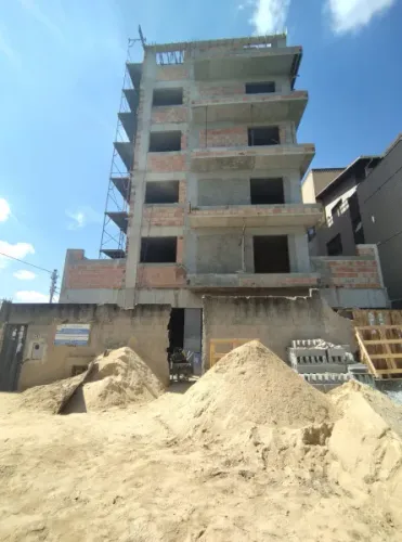 EXCELENTE COBERTURA, 03 QUARTOS, SUITE, 02 SEMISUITES, 03 VAGAS JARDIM RIACHO