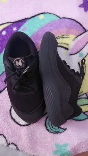 Vendo tênis infantil masculino