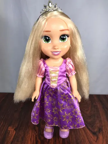 Boneca Disney Rapunzel