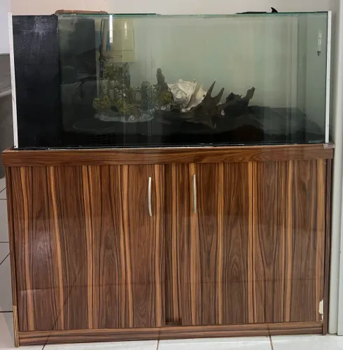 Aquário com armário 247 L