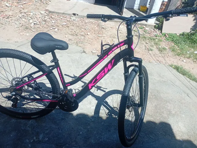 bicicleta aro 29 na praia de Pajuçara novinha só foi usada uma vez com nota fiscal 