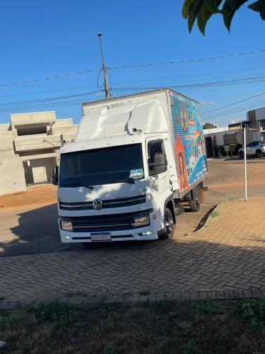 Caminhao delivery expresse pra venda 