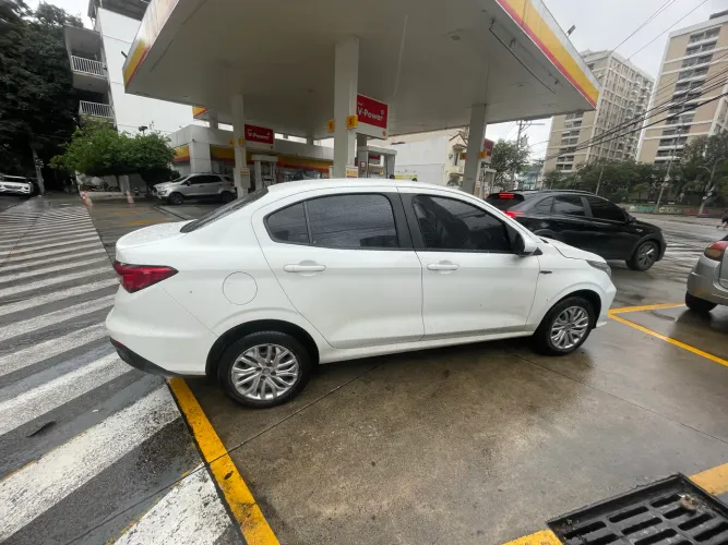 Fiat Cronos Drive 1.3 8V Flex 2020