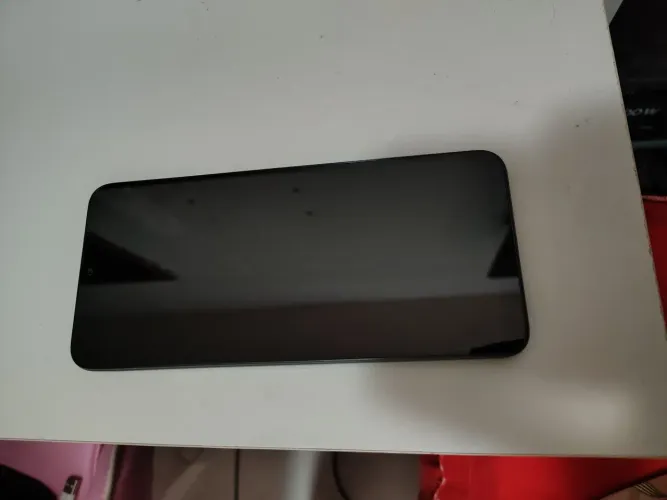 Celular moto e13