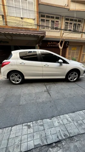 Peugeot 308 Feline 2.0 Flex 16V 5P Aut. 2013