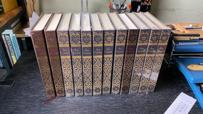 Coleção Ano cristão (12 livros, 1 para cada mês do ano