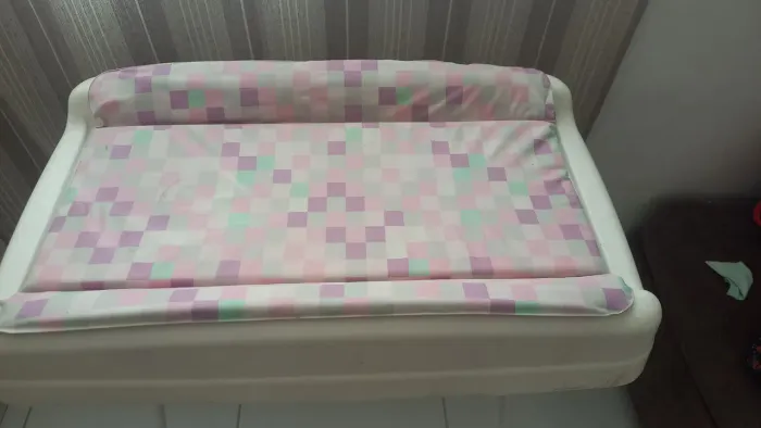 Estou doando por 30 reais essa banheira de menina
