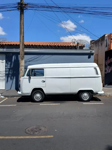 Volkswagen Kombi Furgão 2001