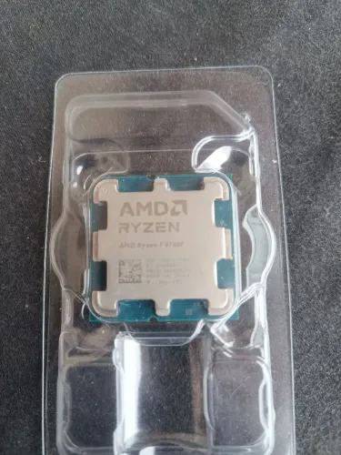 Ryzen 7 8700F 