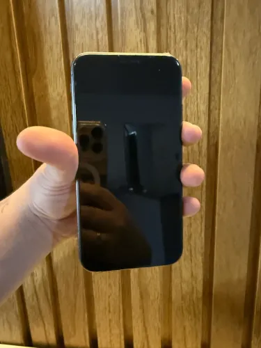 iPhone 11 - 128 GB - Preto