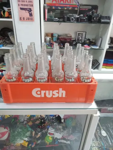 Engradado Antigo Crush Laranja com 24 Garrafas de Vidro Originais completo 