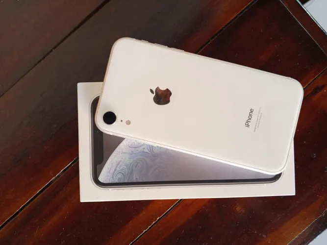 iPhone XR 128GB