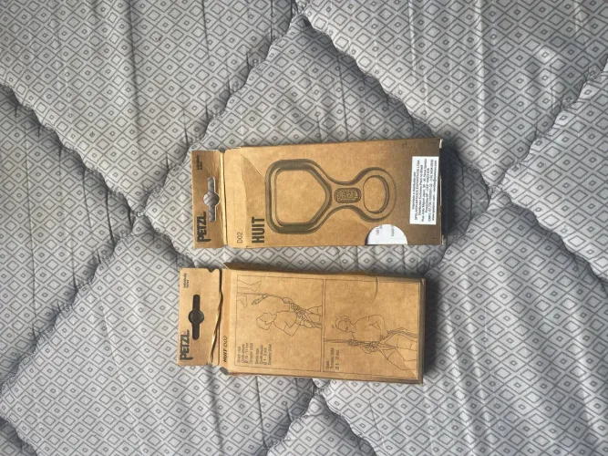 descensor freio tipo oito Petzl Huit