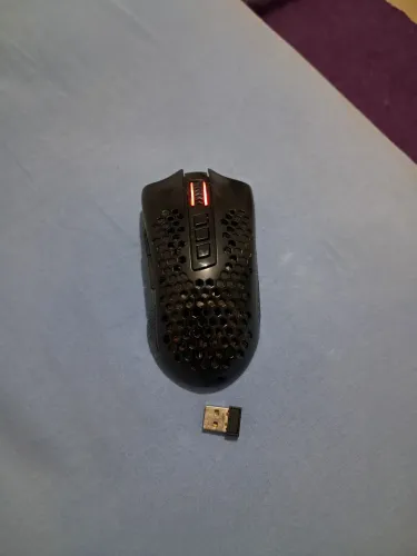 Mouse Gamer Redragon Hana M694-RGB na cor preto.