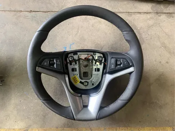 Volante Multifuncional C/couro Chevrolet Tracker 2017 / 2020