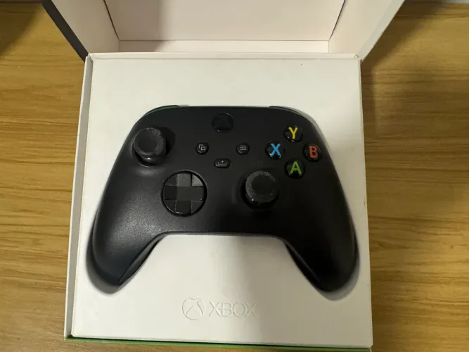 Carbon Black Xbox Controle