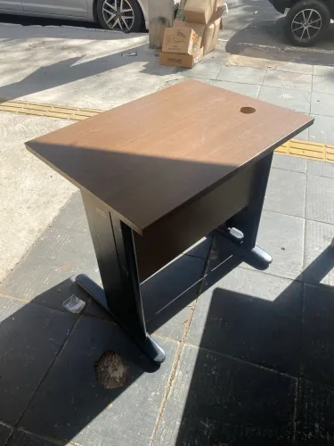 vendo mesa de escritório