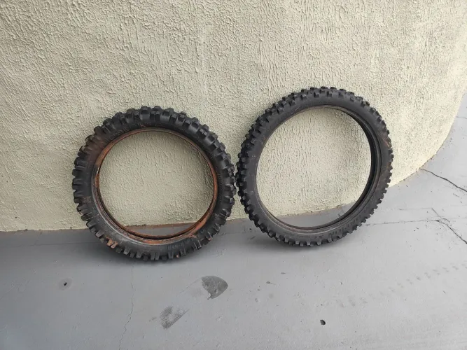 Pneu usado CRF