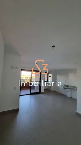 Apartamento à venda em Uberlândia-MG, Granja Marileusa: 3 quartos, 1 suíte, 1 sala, 3 banh