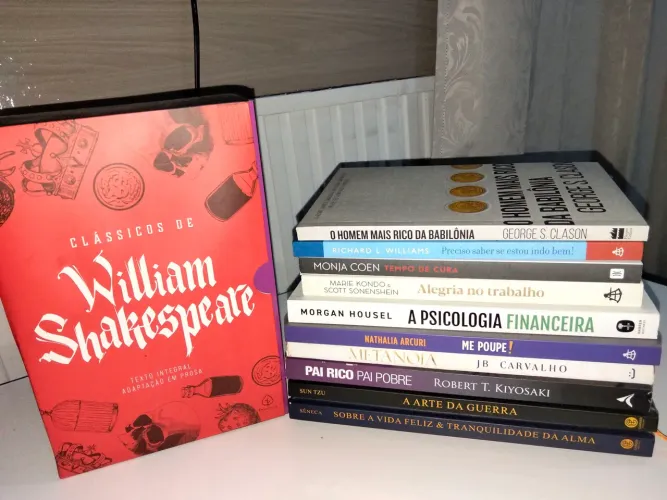 VENDO LIVROS DIVERSOS