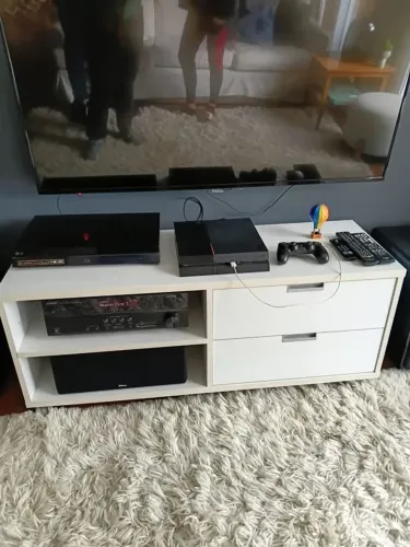 Rack branco tok stok com rodízios