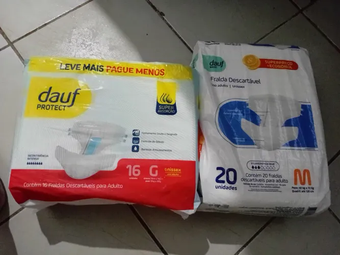 Fraldas descartáveis geriatrica G,M