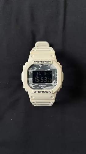 Relógio Casio G-Shock DW-5600CA-8