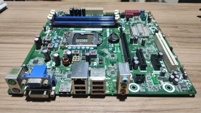 Placa Mae 1156 Pegatron Ipmip-Gs Rev. 1.02 Primeira Geração