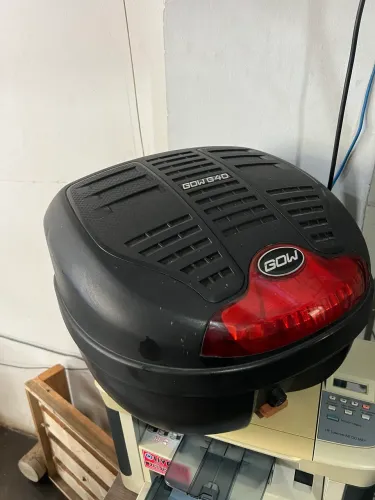 Baú de moto $50,00