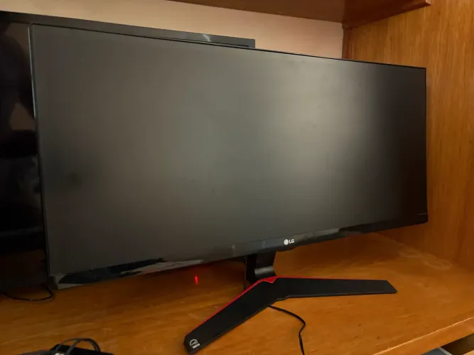 Monitor LG ultrawide