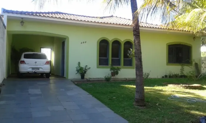 Vendo ótima casa - Próximo Santa Casa - 450.000,00