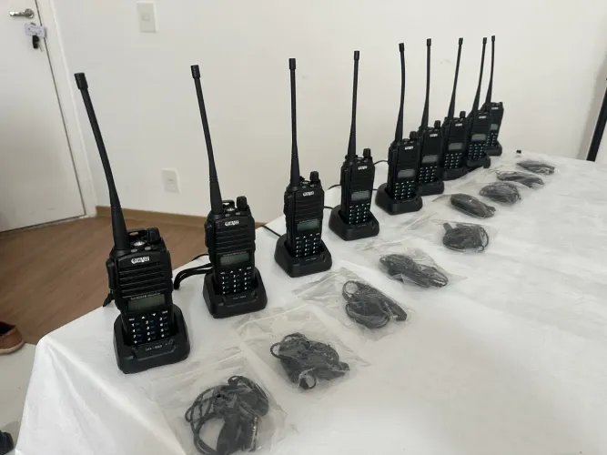 Kit 10 Rádios Comunicadores HAIZ HZ-UV82 Dual Band VHF/UHF + Acessórios