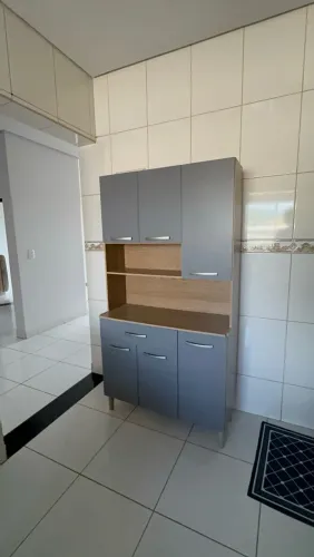 VENDO ARMÁRIO NOVO, NUNCA USADO!